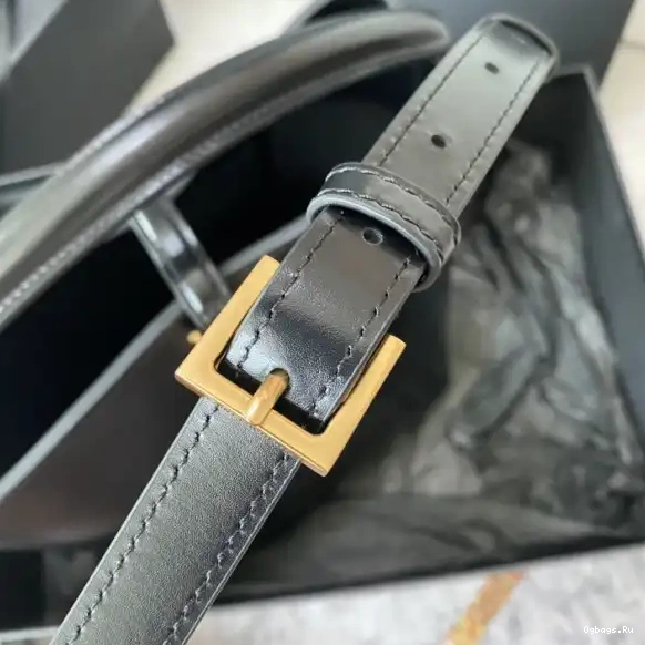 YSL SMALL BAG-17*20*13CM LE  37 0610